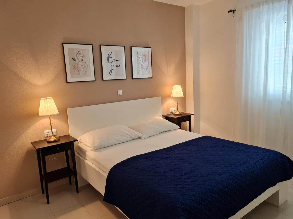 Apartments Iris มารีนา ภายนอก รูปภาพ